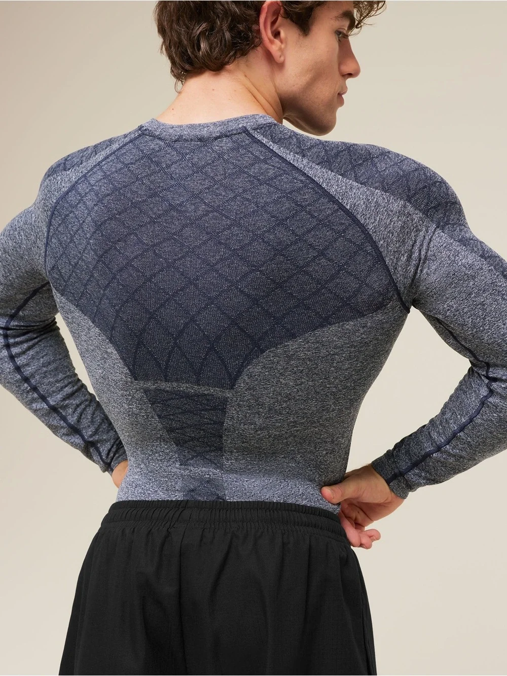 Gymshark Men's Devant Seamless Compression Long Sleeve Top